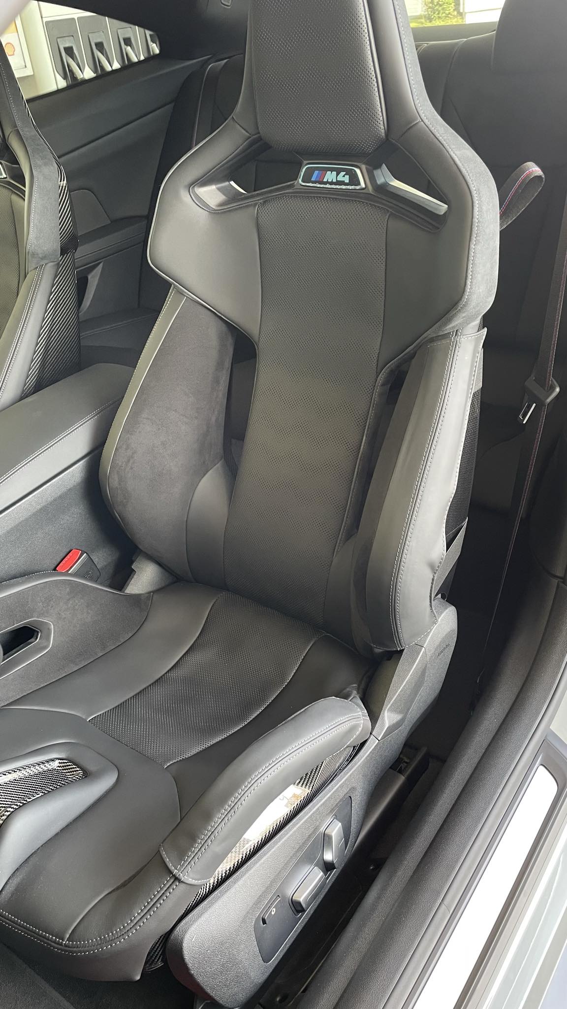 Carbono Carbonsitze Lederschonbezug Rückenlehne passend für BMW M2 G87 M3 G80 G81 M4 G82 G83