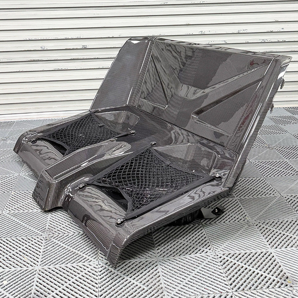 Rücksitzbank Austausch aus Dry Carbon inkl. Helmnetze - passend für BMW M4 G82