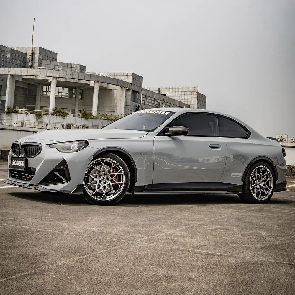 Fronteinlässe Sooqoo aus Dry Carbon - passend für BMW 2er G42