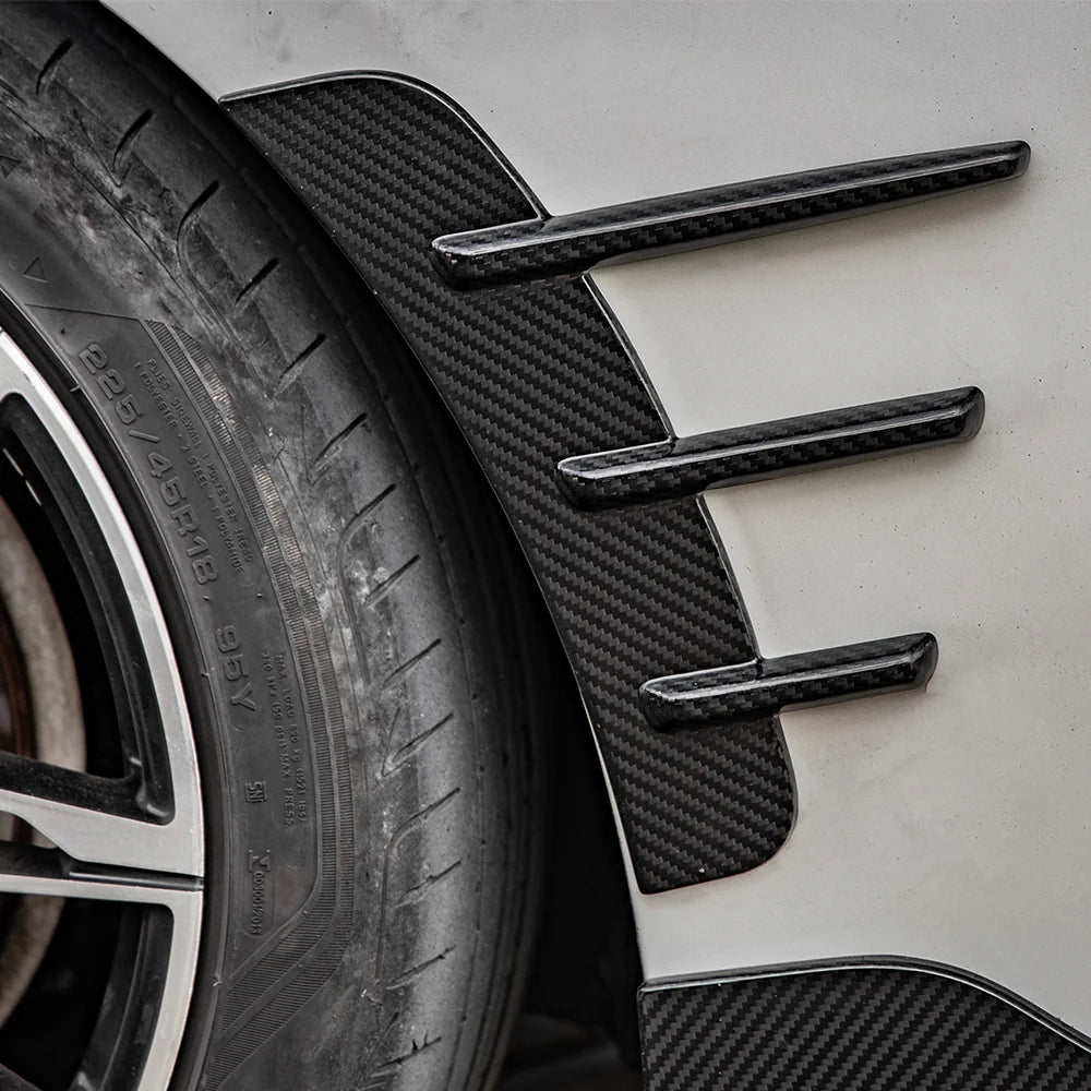 Radhausblenden Set vorne Sooqoo aus Dry Carbon. - passend für BMW 4er Coupé und Cabriolet G22, G23