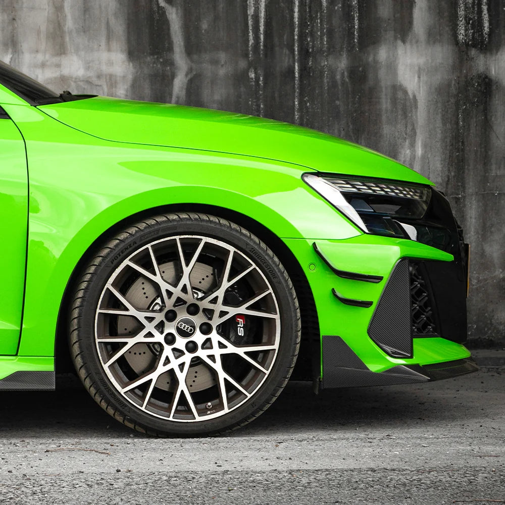 Canards EVO-SQ-A aus Dry Carbon - passend für Audi RS3 8Y