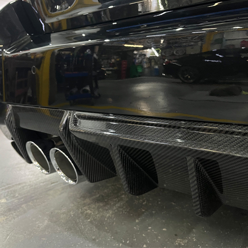 Diffusor EVO-R4 aus Dry Carbon - passend für BMW M2 G87