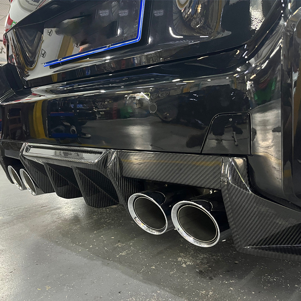 Diffusor EVO-R4 aus Dry Carbon - passend für BMW M2 G87