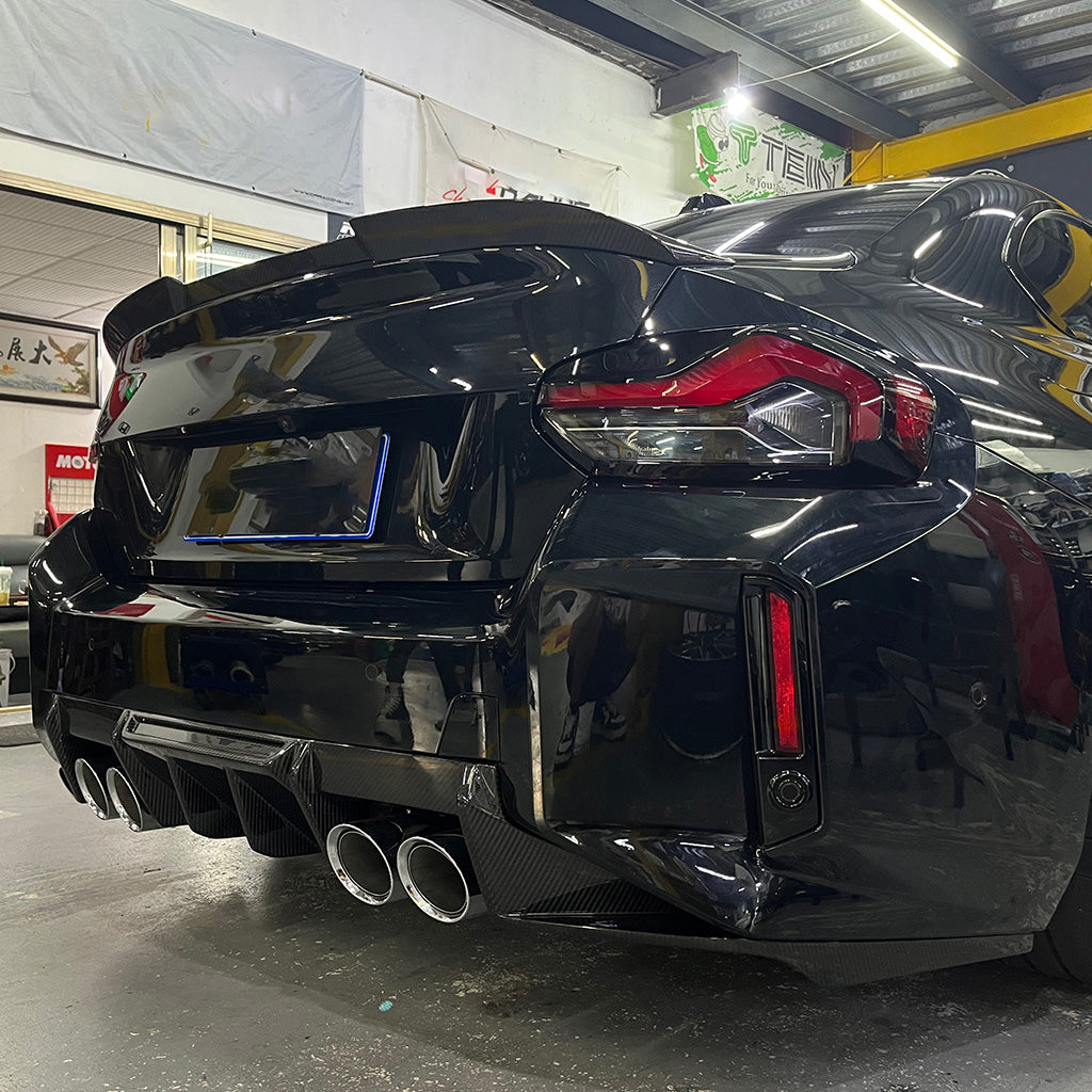 Diffusor EVO-R4 aus Dry Carbon - passend für BMW M2 G87