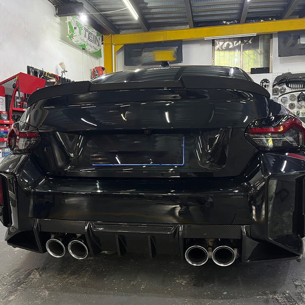 Diffusor EVO-R4 aus Dry Carbon - passend für BMW M2 G87