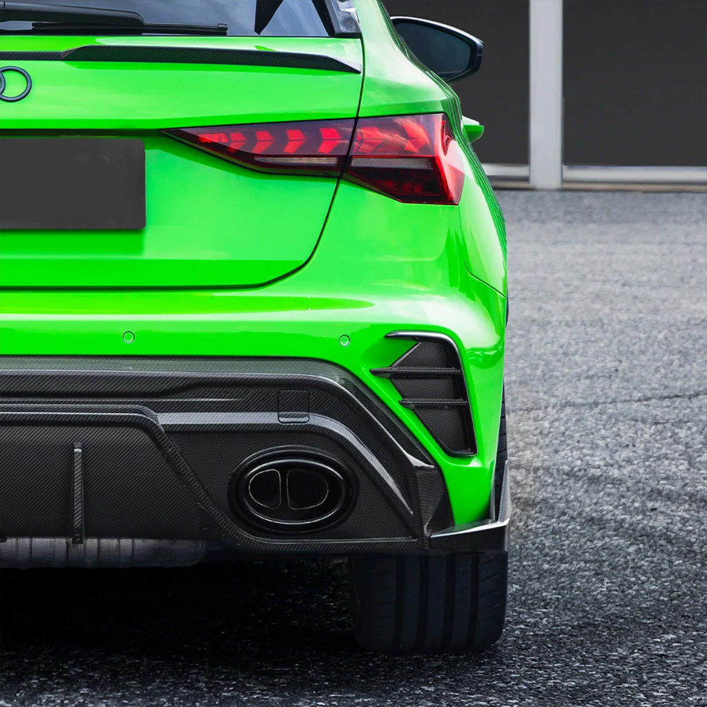 Heckaufsätze EVO-SQ-A aus Dry Carbon – passend für Audi RS3 (8Y)