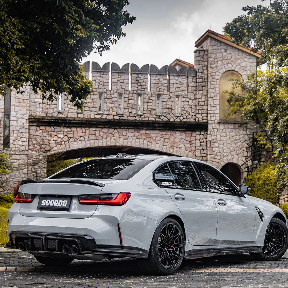 SOOQOO Seitenschweller aus Dry Carbon – BMW M3 G80 / G81, M4 G82 / G83